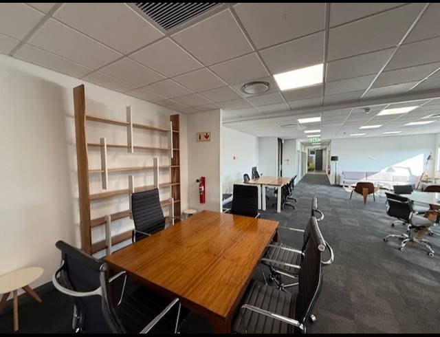 502M² OFFICE TO LET IN CLAREMONT